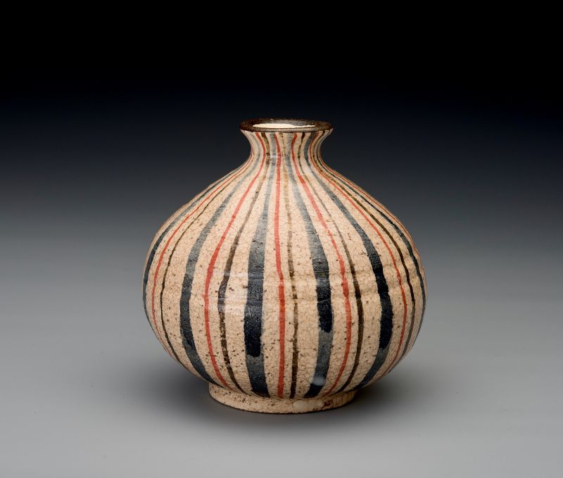 An Antique Mugiwara Decorative Flower Vase