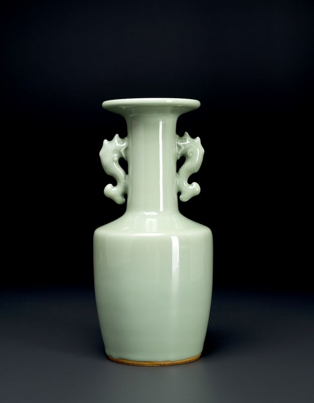 A Mallet Vase by Imperial Court Artist Suwa Sozan