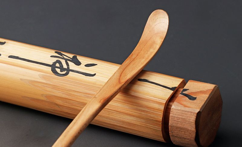 A Chashaku by Tea Master Tantan-sai (Poetic Name: Kamigaki)