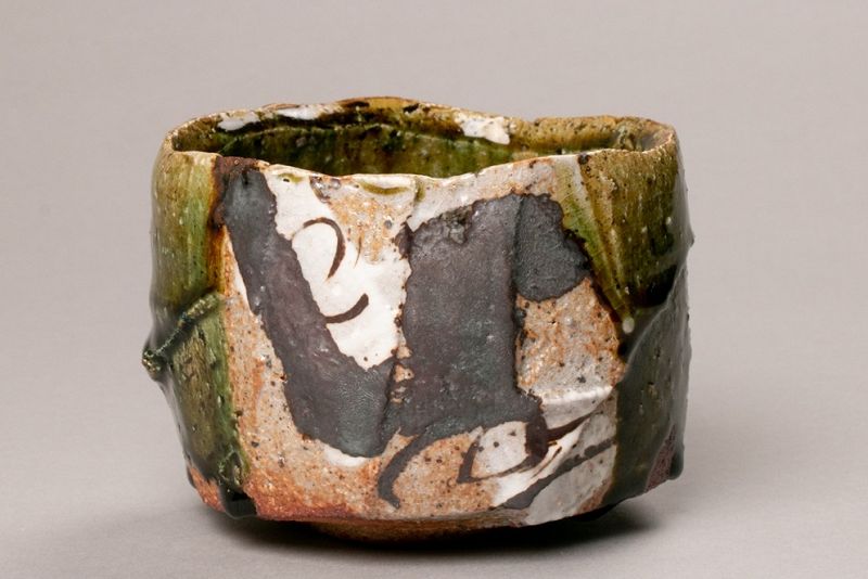 A Modern Oribe Tea Bowl by Takauchi Shugo