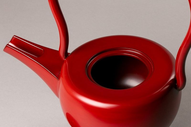 A Lacquer “Chōshi” Sake Warmer by Kado Isaburō