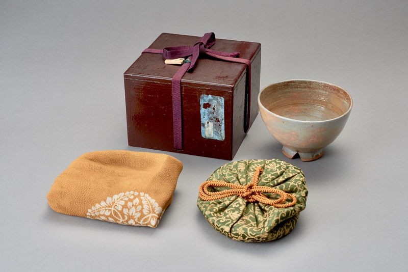 A 17th–18th Century Korean Tea Bowl with Gohon Firing and Notched Foot