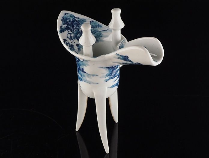 A Rare Porcelain Tripod Ritual Wine Vessel (Jue) by Miura Chikusen