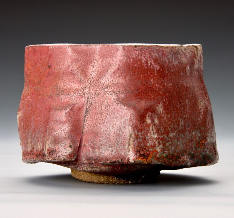 An Excellent Mino Tea Bowl with Cinnabar Glaze