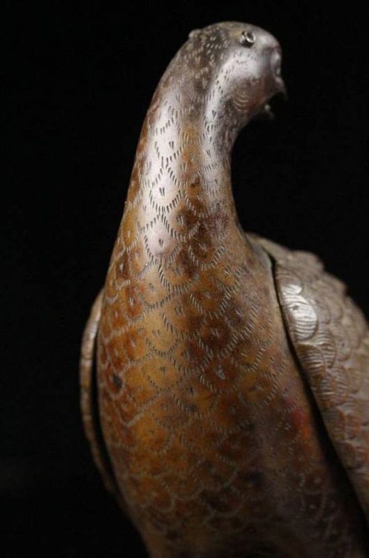 A Finely Crafted Bronze Quail Incense Burner from Edo (Temple Relic)