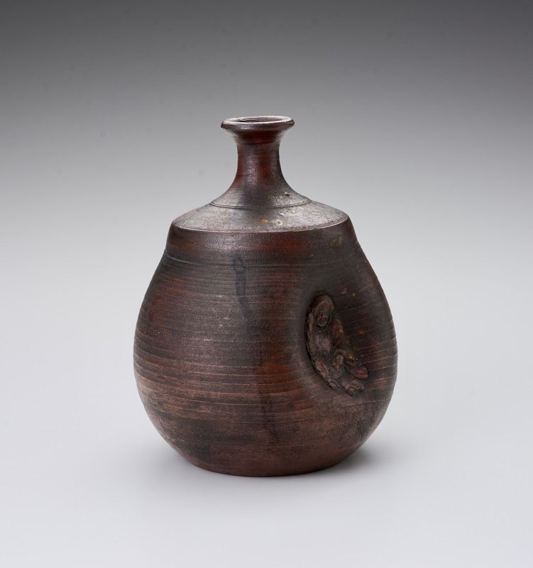 An Edo Period Bizen Tokkuri with Hotei Engraving - Researcher Piece