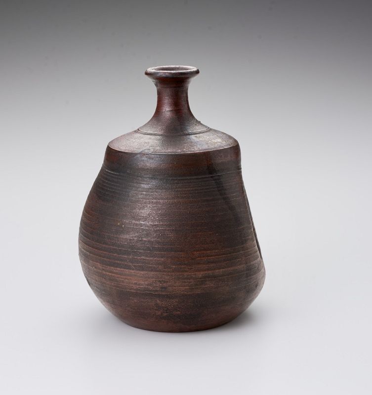 An Edo Period Bizen Tokkuri with Hotei Engraving - Researcher Piece