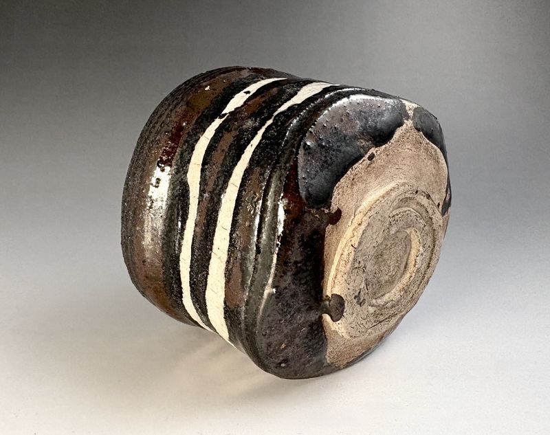 A Feldspar Striped Edo Period Oribe Tea Bowl
