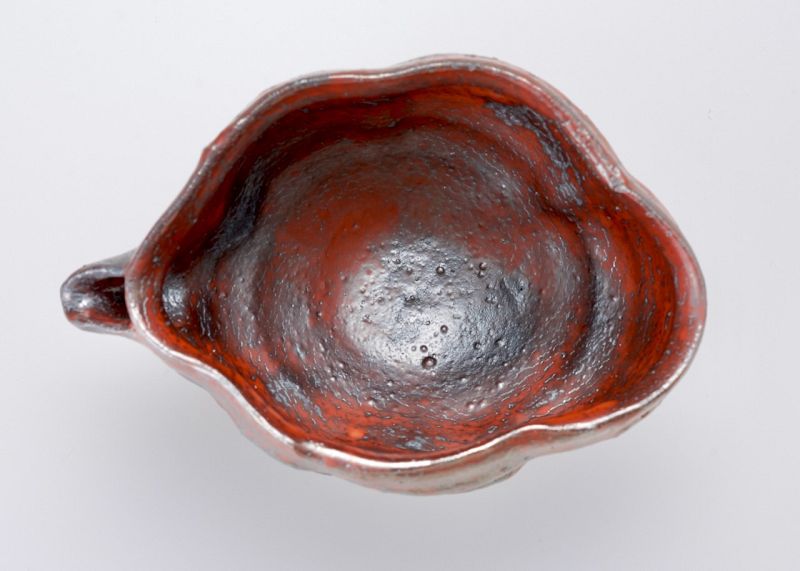 A Modern Shino Kataguchi Vessel by Suzuki Shu
