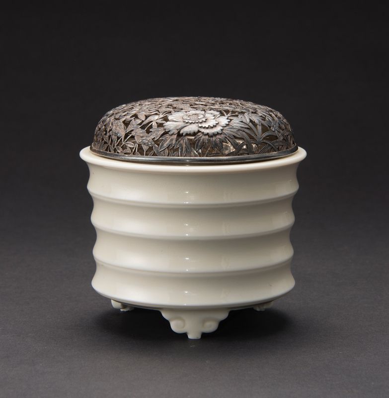 A Meiji Period Incense Burner by Miura Chikusen
