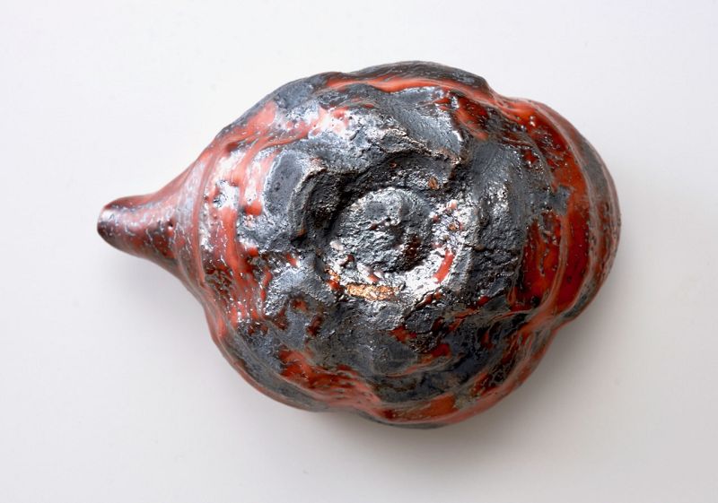 A Modern Shino Kataguchi Vessel by Suzuki Shu