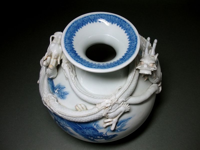 An Extraordinary Edo Period Hirado Cloud Dragon Vase