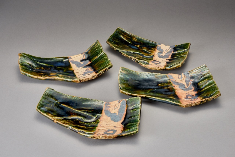 A Set of Four Sculptural Oribe Dishes by Takauchi Shugo (b. 1937)