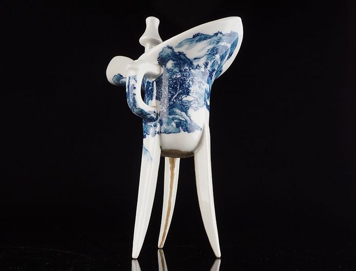 A Rare Porcelain Tripod Ritual Wine Vessel (Jue) by Miura Chikusen