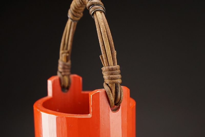 Red Lacquered Flower Vase by Chikuunsai Tanabe III