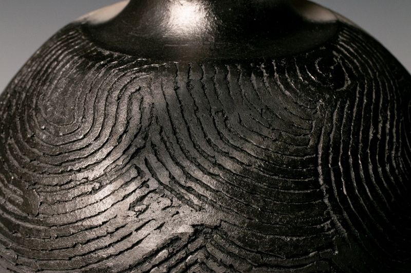 A Modern Vase by Studio Potter Sakata Jinnai (b. 1943)