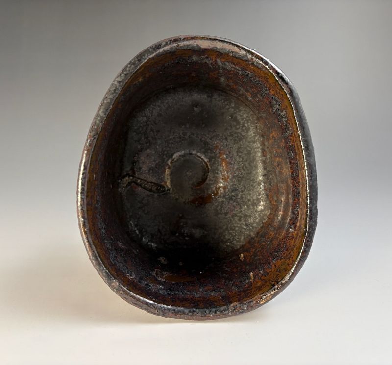 A Feldspar Striped Edo Period Oribe Tea Bowl