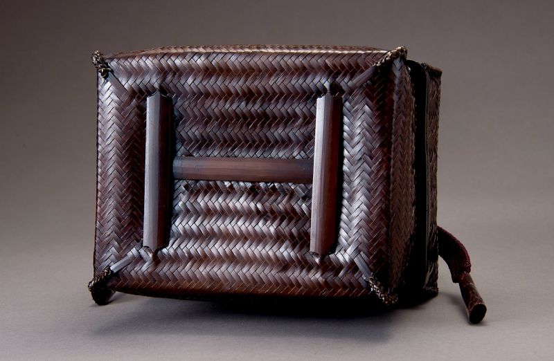 An Antique “Chabako” for Carrying Tea Ceremony Utensils