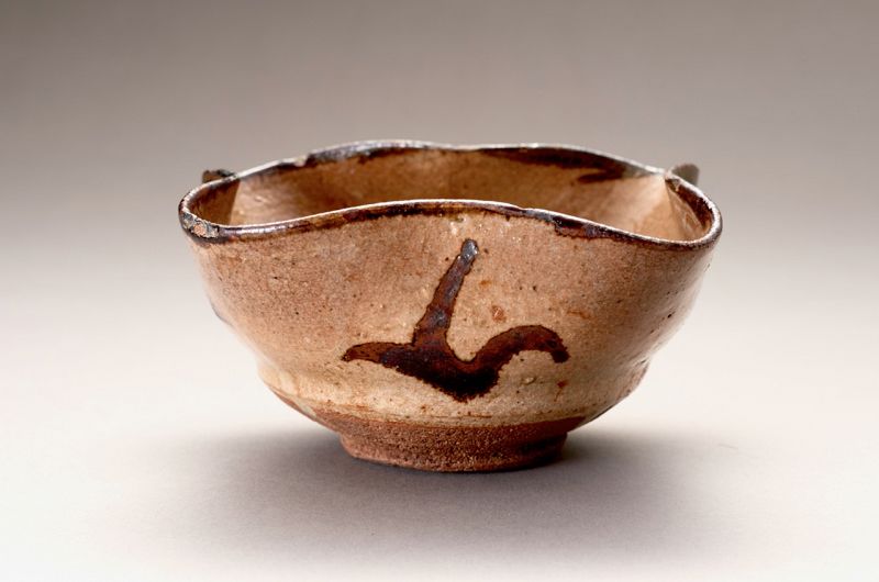 A 17th Century e-Karatsu “Mukozuke” Serving Dish