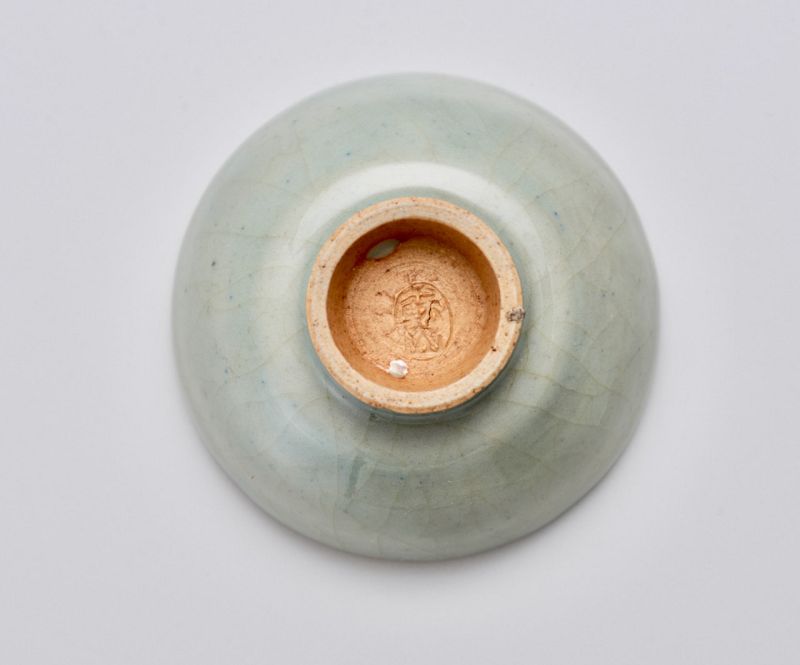 A Rare Meiji Period Celadon Shuhai by First Generation Suwa Sozan