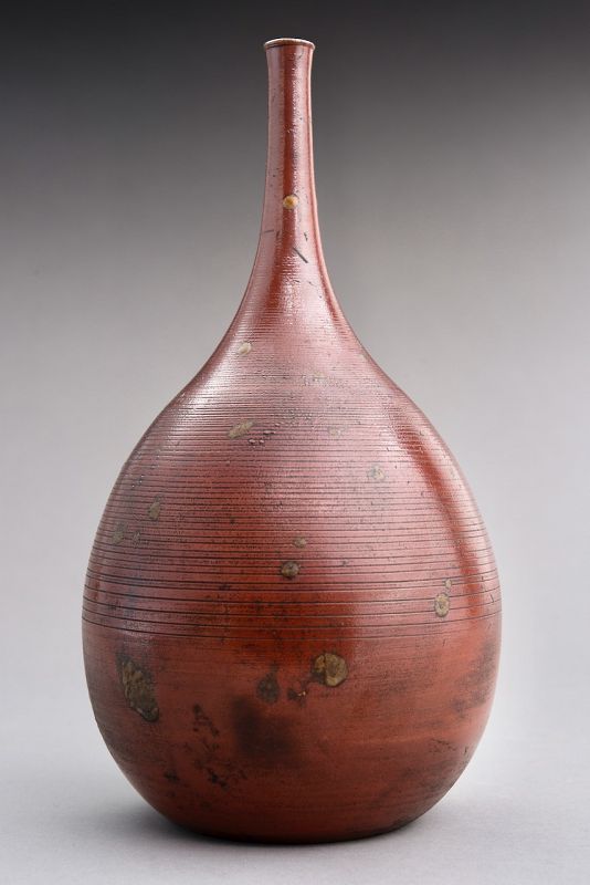 An Edo Period Bizen Vase with Researcher Certification