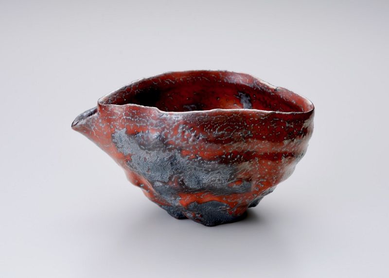 A Modern Shino Kataguchi Vessel by Suzuki Shu
