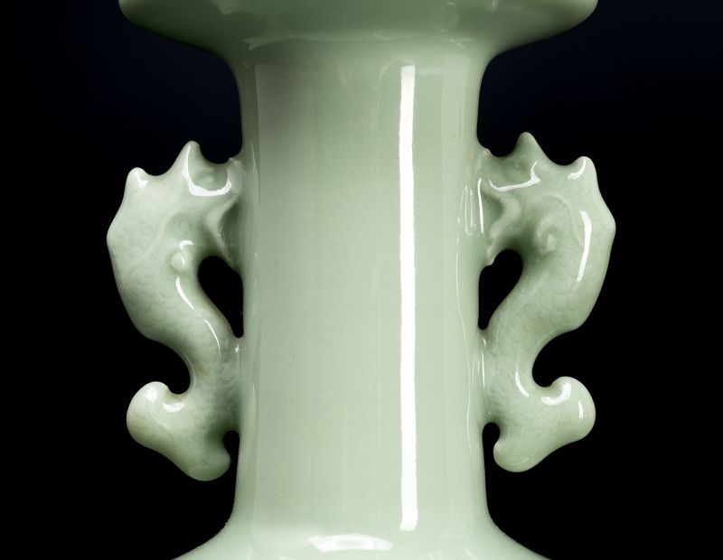 A Mallet Vase by Imperial Court Artist Suwa Sozan