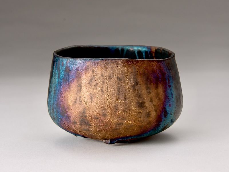 A Unique “Kuro-sabi” Tea Bowl by Suzuki Taku