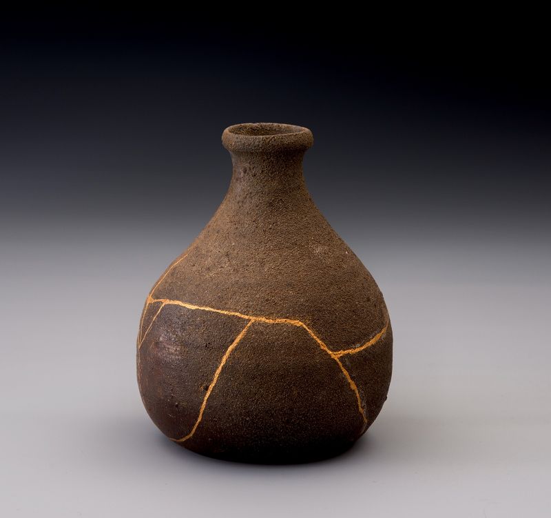 A Small Flower Vase with Gold Repairs by Takashi Nakazato