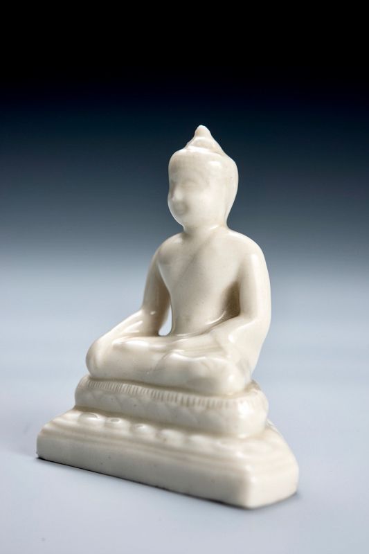 A Small Porcelain Seated Bodhisattva by Suwa Sozan