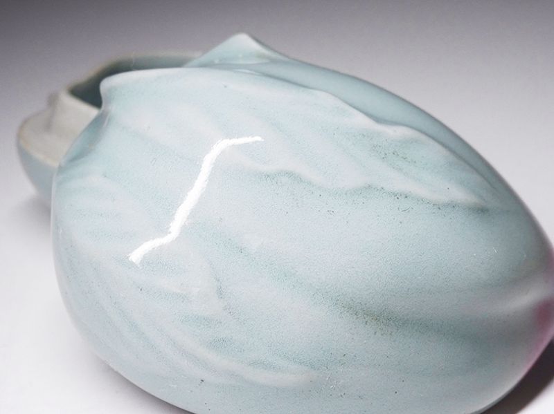 A Celadon Peach Kogo by Imperial Court Artist Suwa Sozan