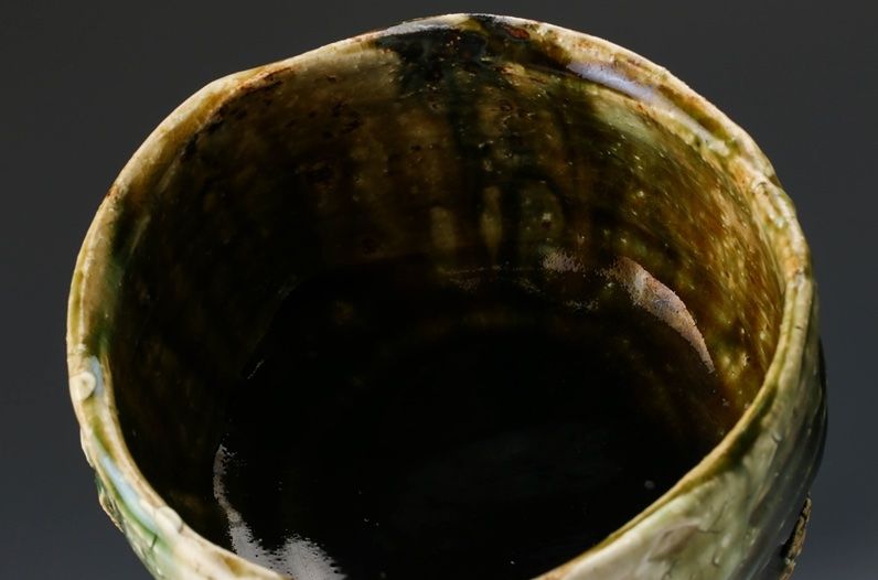 A Modern Oribe Tea Bowl by Tsukamoto Haruhito (b. 1959)