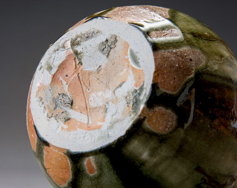An Iga “Torigata” Vase by Furutani Michio