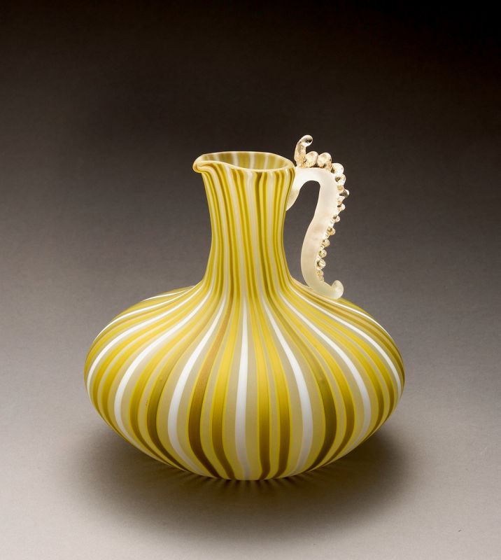 A Venetian-style Glass Flower Vase by Fujita Kyohei (1921-2004)