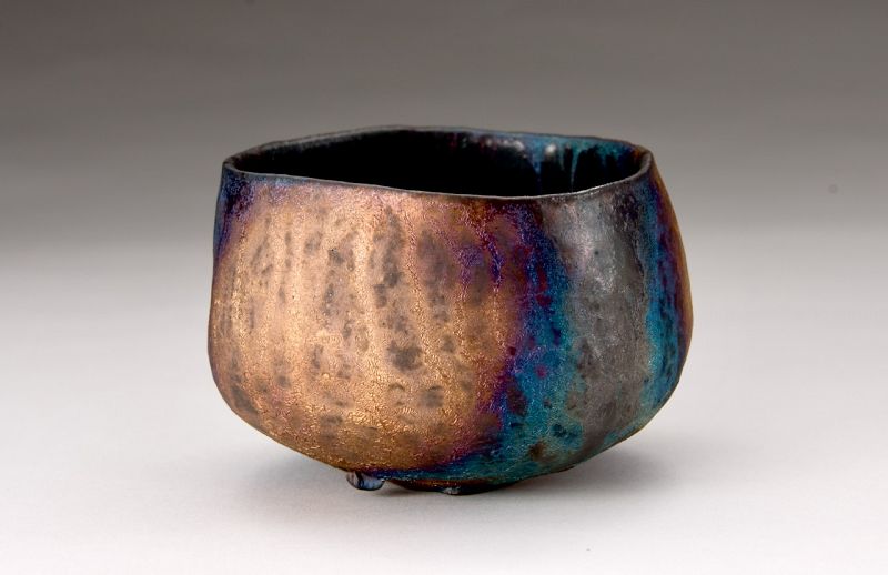 A Unique “Kuro-sabi” Tea Bowl by Suzuki Taku