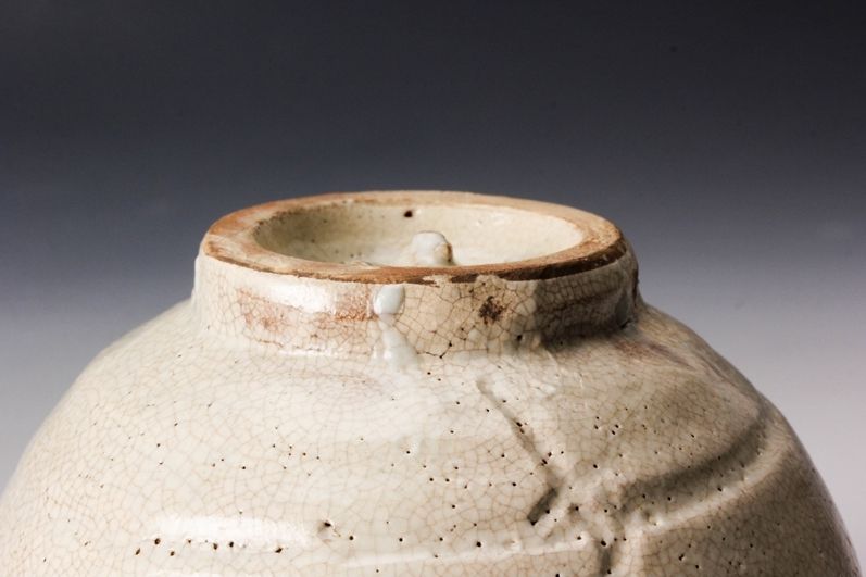 A Kohiki Tea Bowl by Sugimoto Sadamitsu