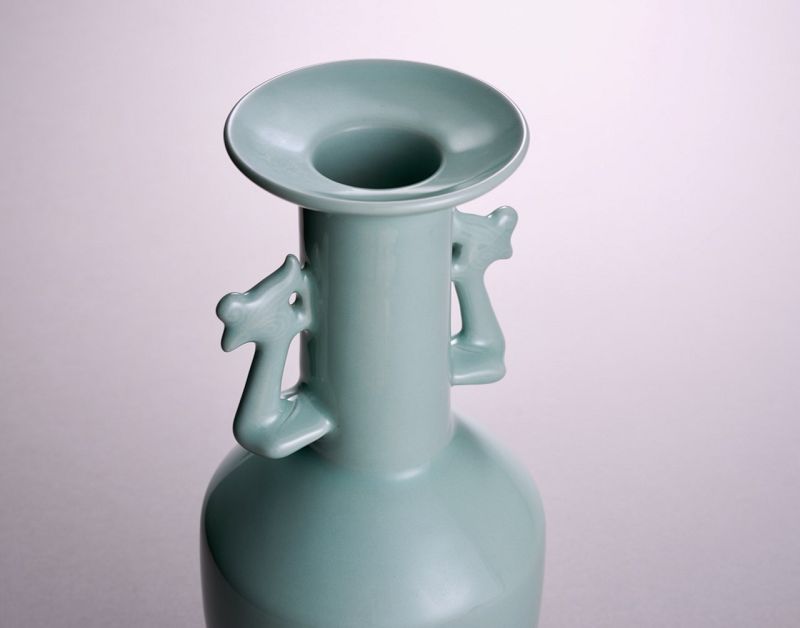 A Large Celadon Phoenix vase by First Generation Suwa Sozan (1851-1922
