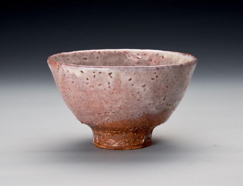 An Ido-shaped Hagi-yaki Tea Bowl by Zenzo Hatano