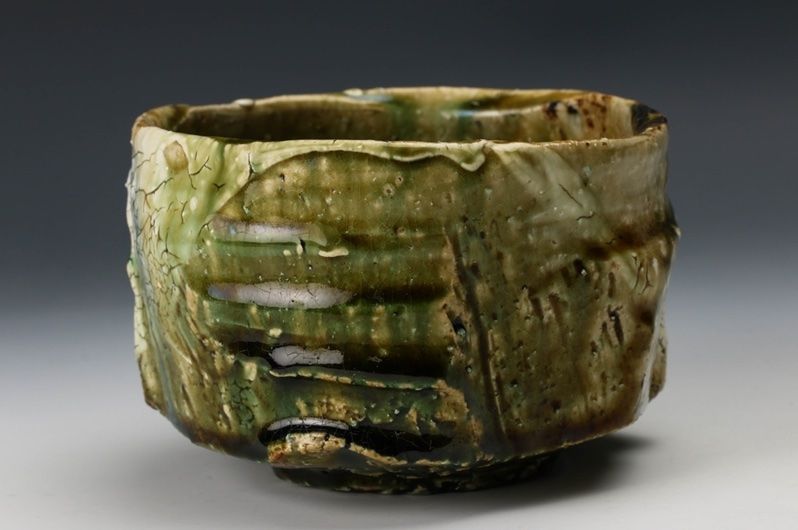 A Modern Oribe Tea Bowl by Tsukamoto Haruhito (b. 1959)