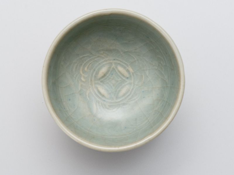 A Rare Meiji Period Celadon Shuhai by First Generation Suwa Sozan