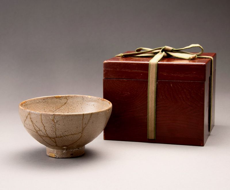 A Richo Era Kōrai Tea Bowl with Gold Repairs