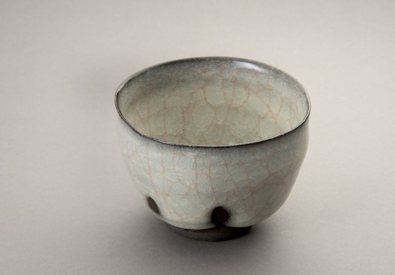 A White-Jade Porcelain Chawan by Wakao Kei