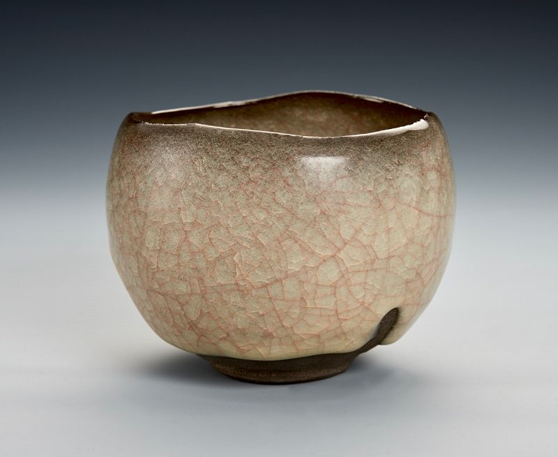 An Elegant Tea Bowl with “Rice Porcelain Glaze” by Kei Wakao