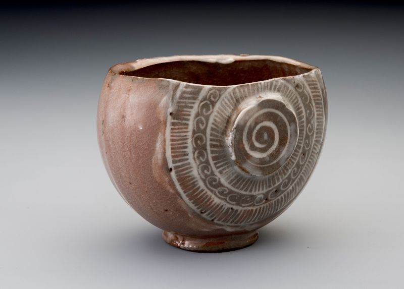 An Excavated Mishima Tea Bowl [Tokugawa Clan]