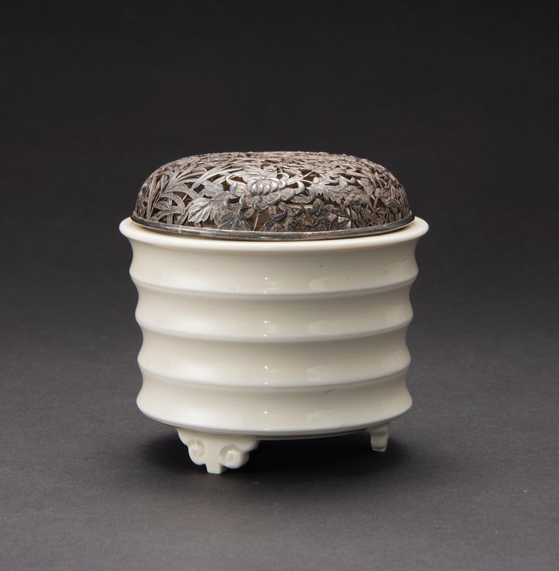A Meiji Period Incense Burner by Miura Chikusen