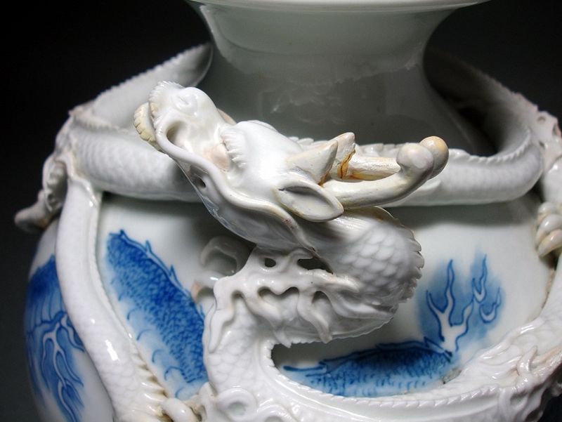 An Extraordinary Edo Period Hirado Cloud Dragon Vase