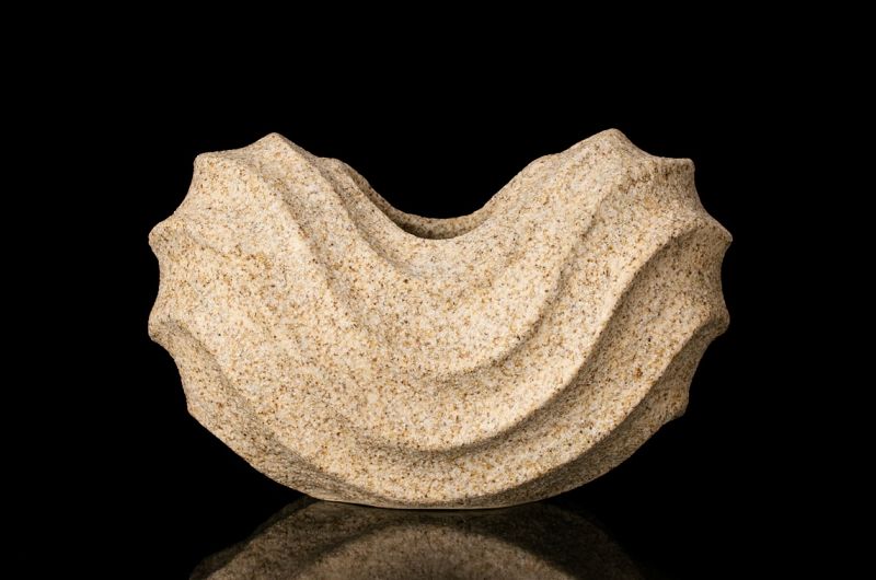 A Sculptured Vase from Takayuki Sakiyama's Chōtō Series