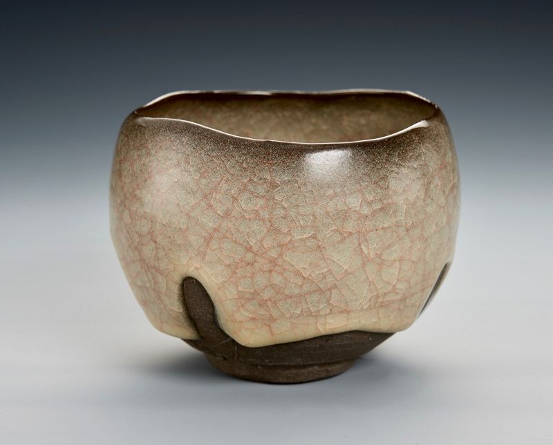 An Elegant Tea Bowl with “Rice Porcelain Glaze” by Kei Wakao