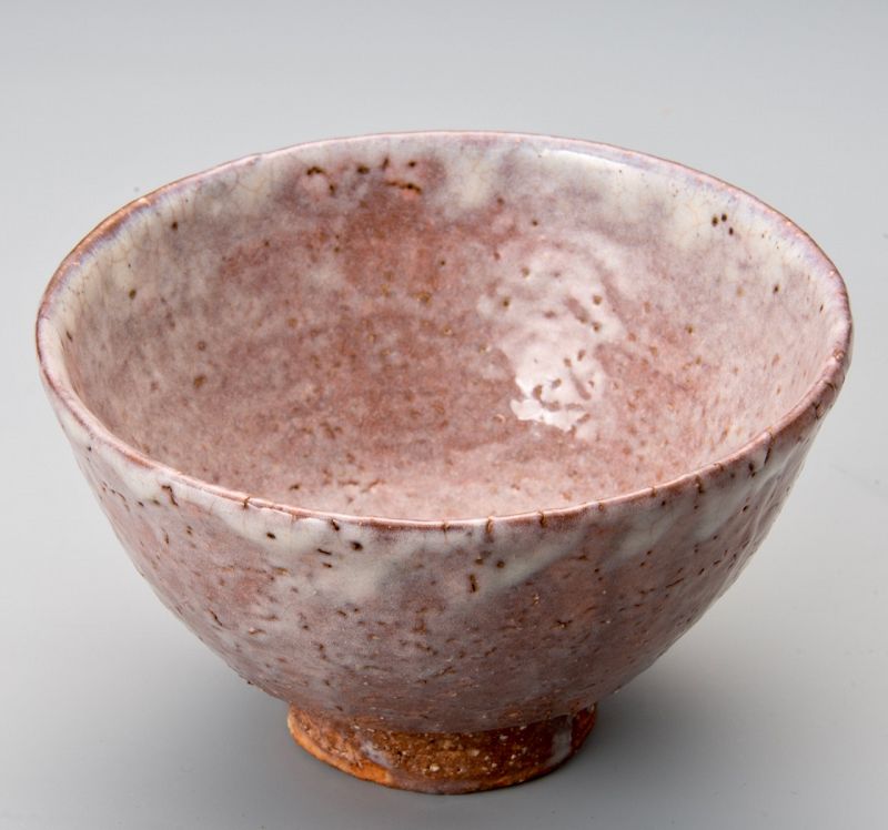 An Ido-shaped Hagi-yaki Tea Bowl by Zenzo Hatano