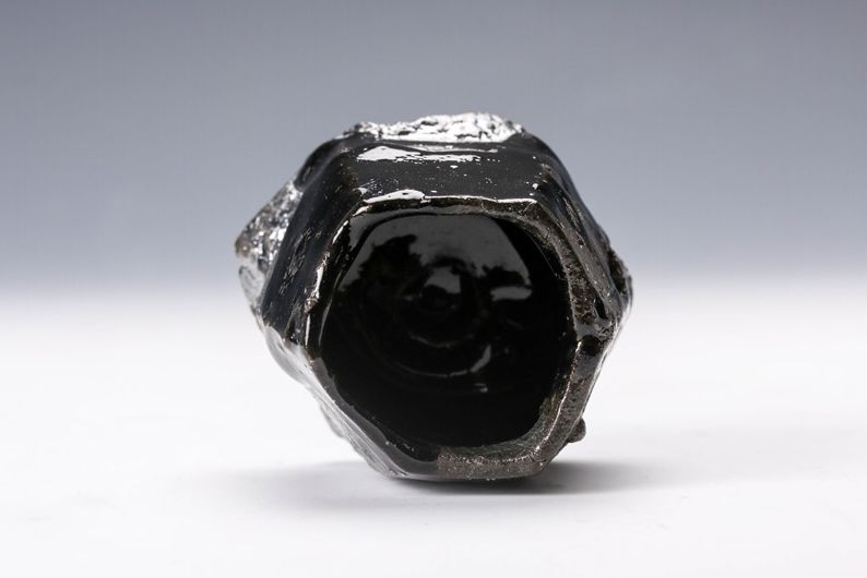 A Black “Prism” Guinomi by Ichikawa Tōru